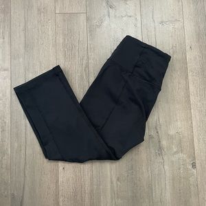 Comfy and Stretchy Victoria’s Secret Sport Athletic Capri Leggings Like New